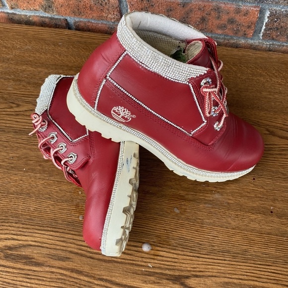 EUC VINTAGE BLINGED TIMBERLAND WATERPROOF LACE UP 5” RED BOOT - Picture 11 of 15